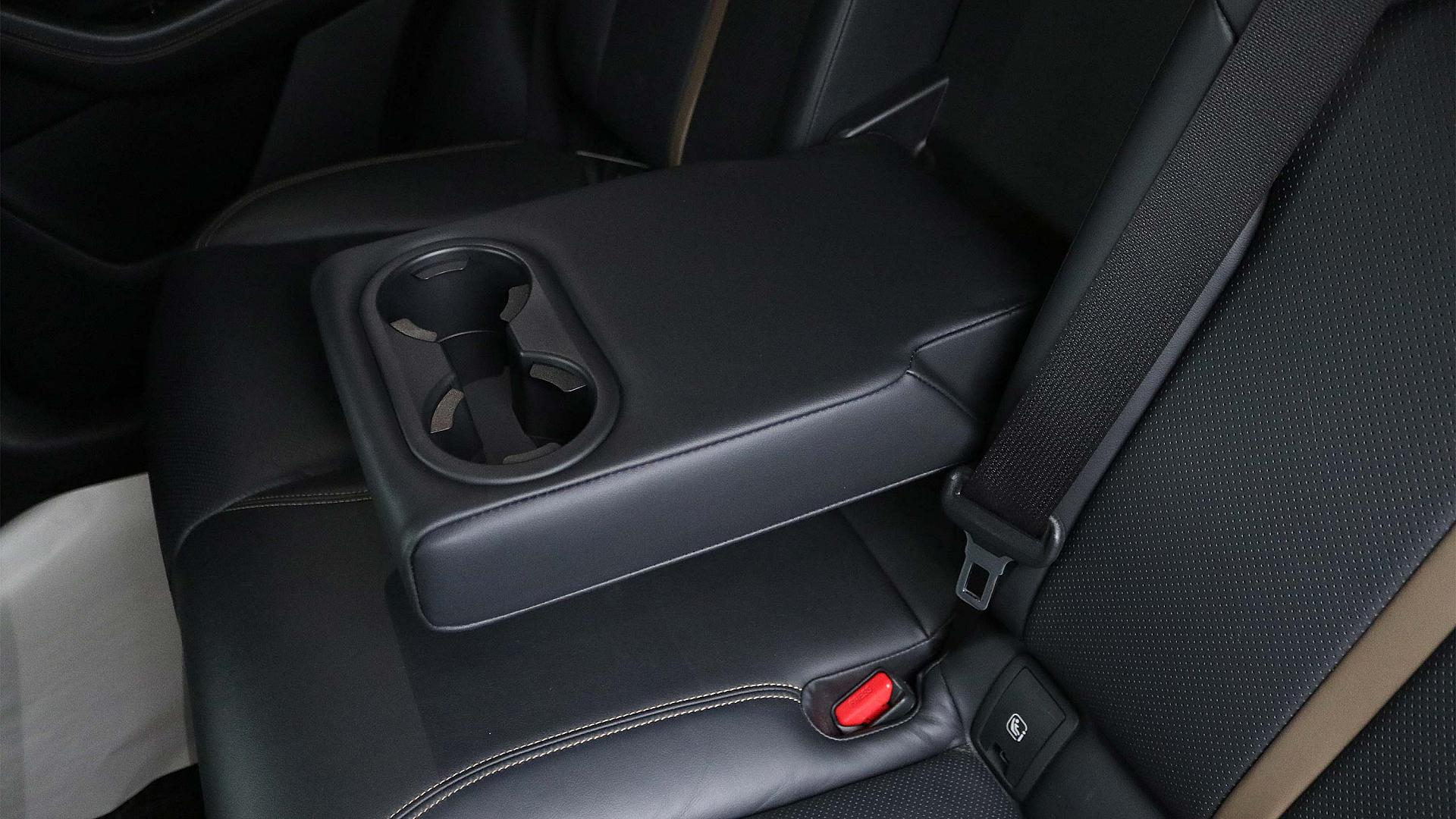 Interior Slide 2