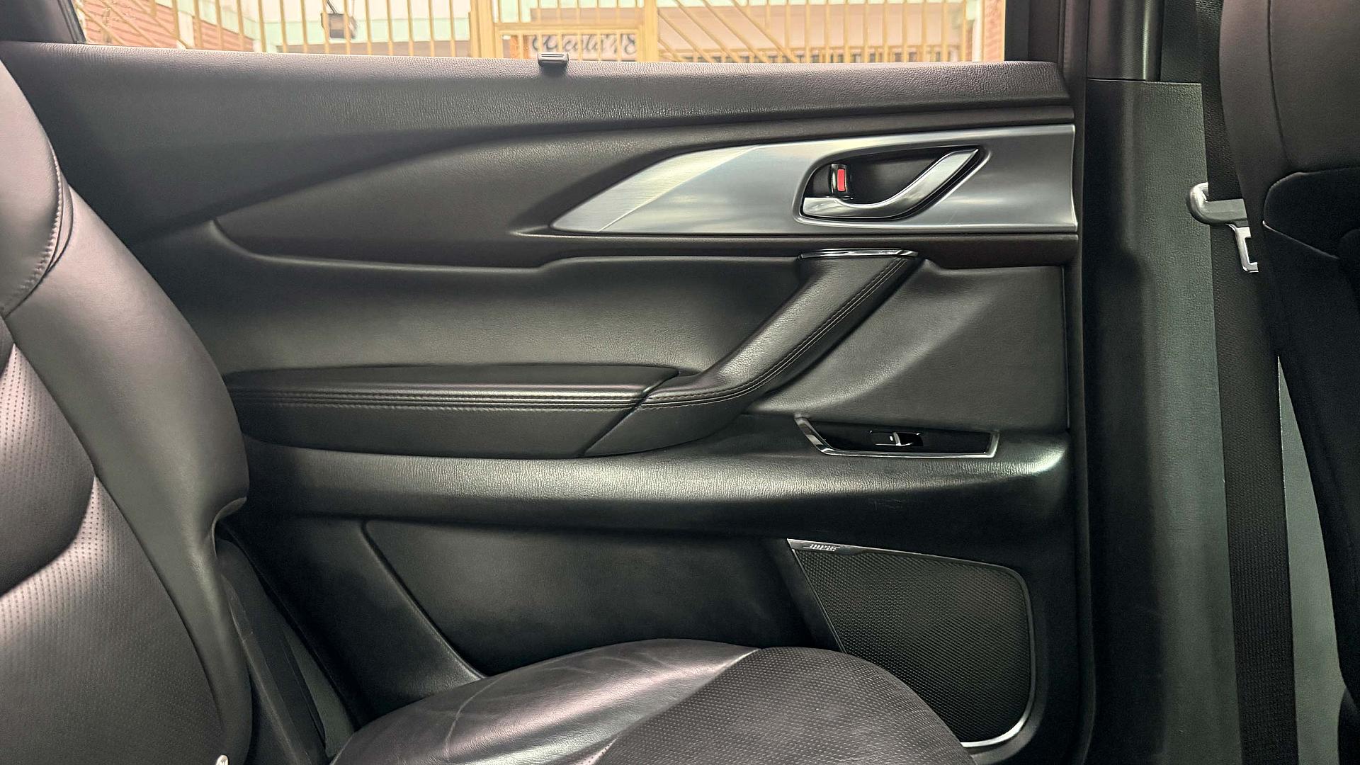 Interior Slide 5