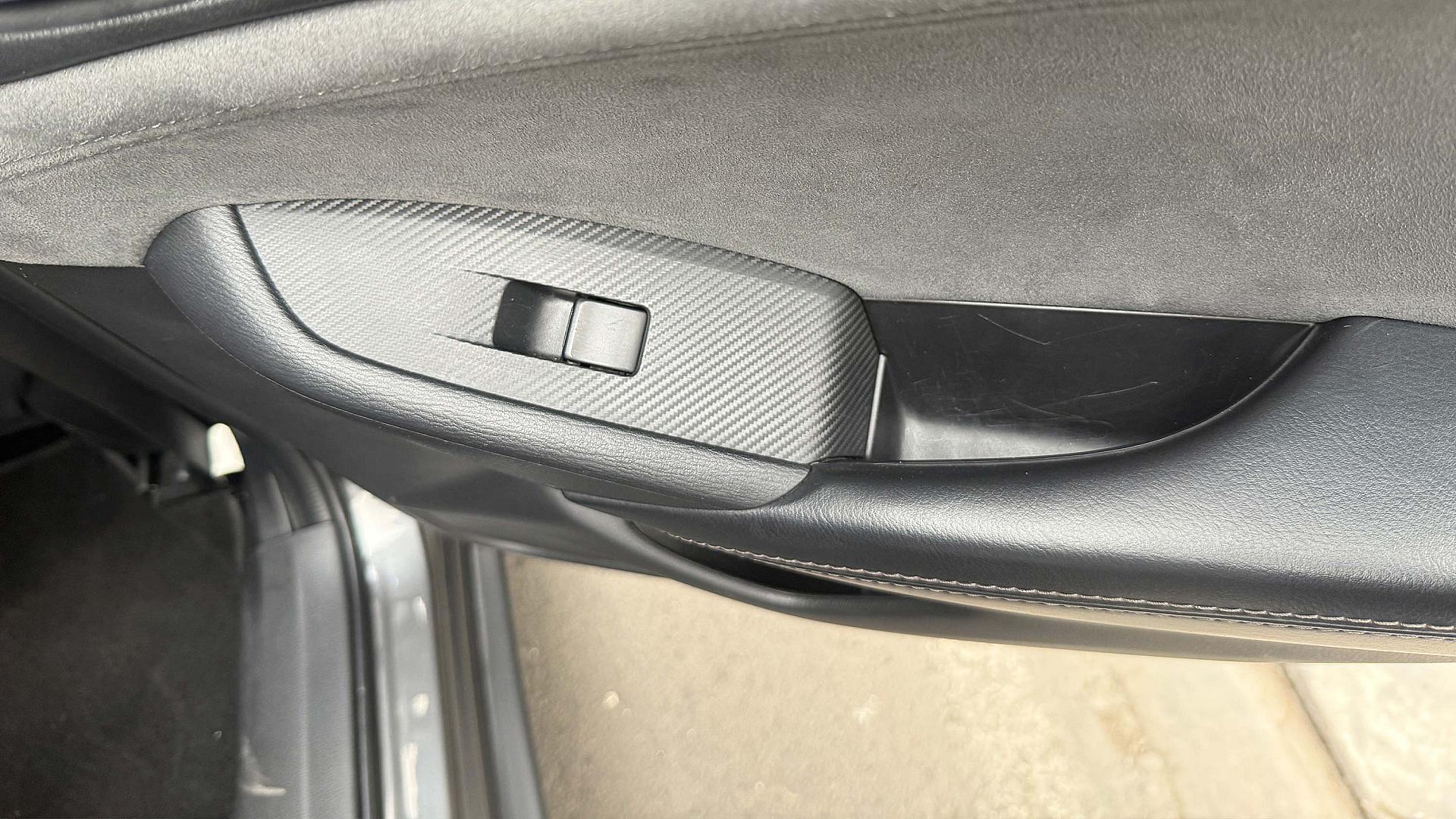Interior Slide 4