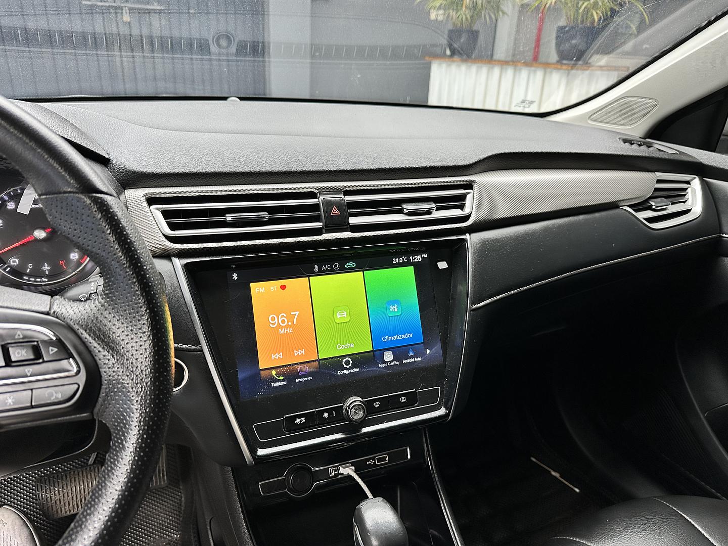 Interior Slide 4