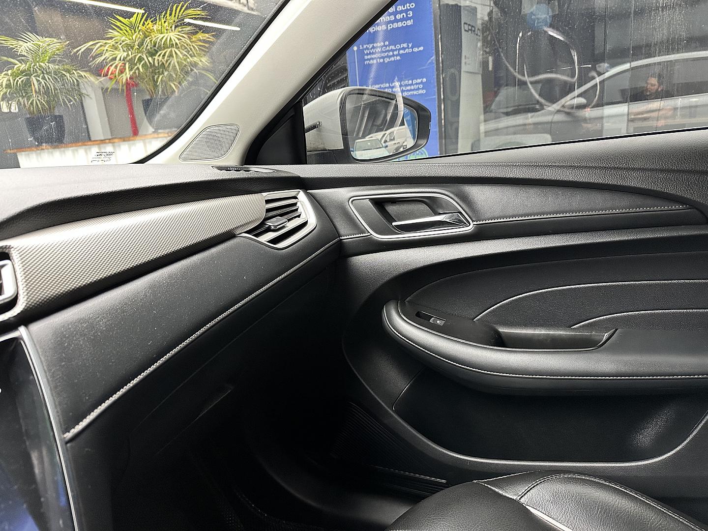 Interior Slide 10