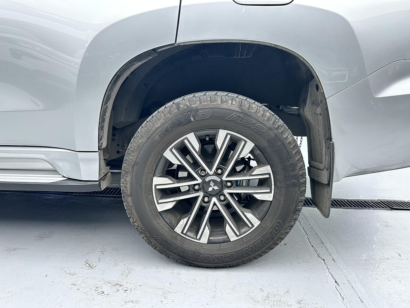 Exterior Slide 17