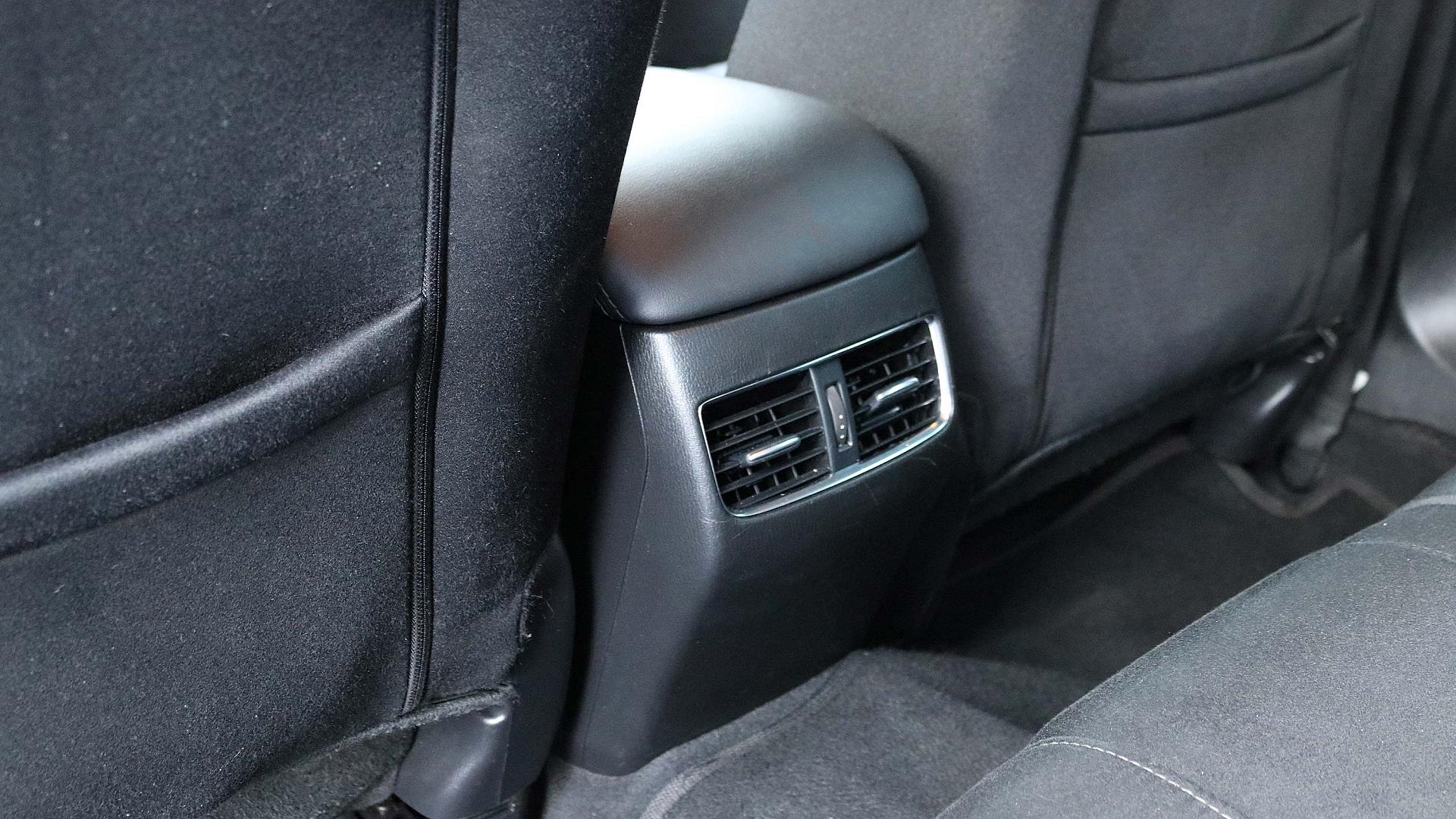 Interior Slide 4