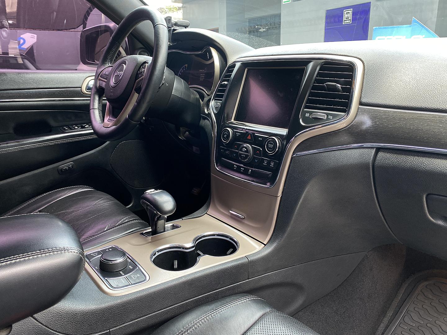 Interior Slide 6