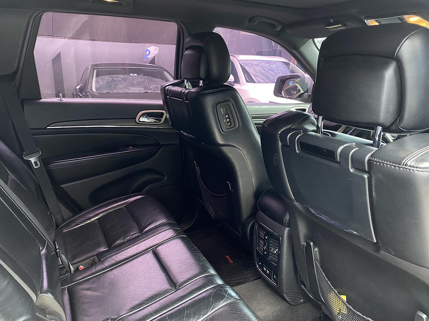 Interior Slide 3