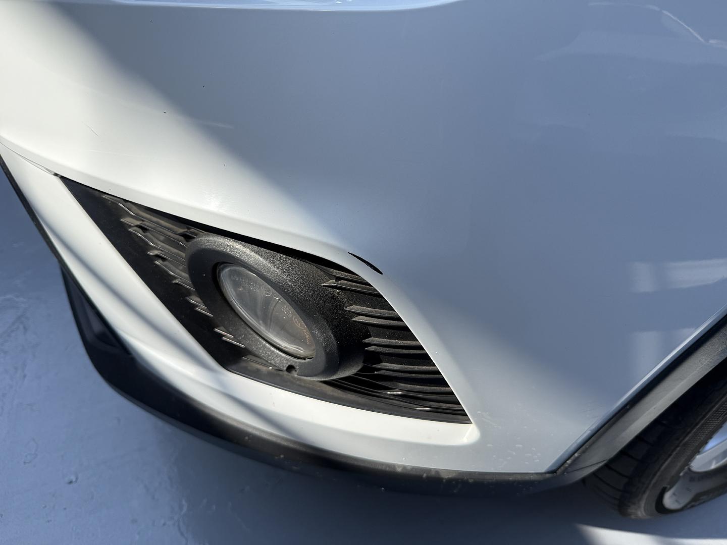 Ralladura parachoque delantero