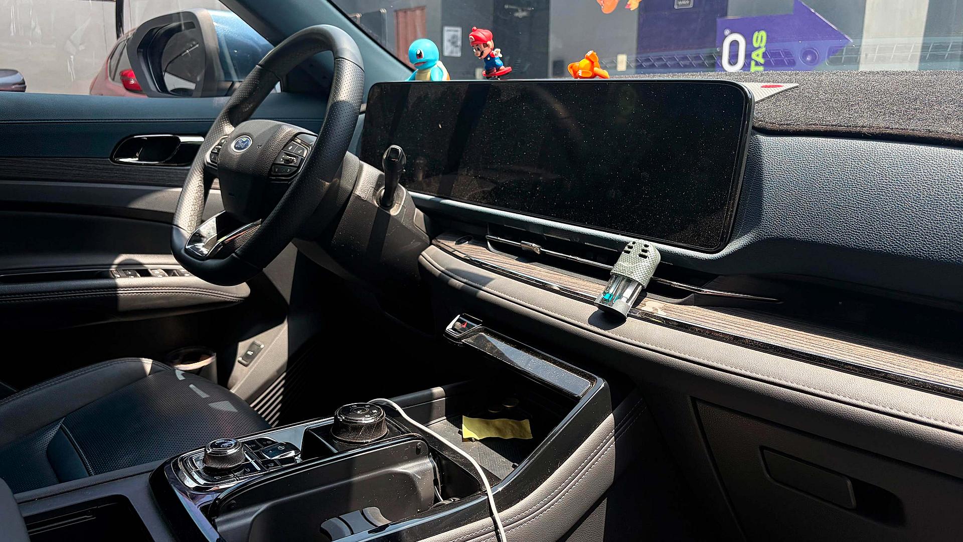 Interior Slide 1