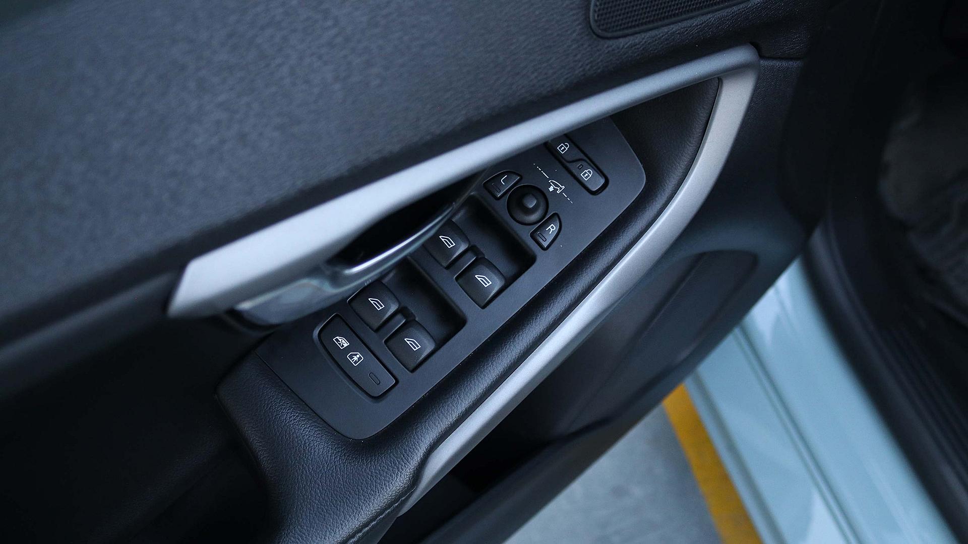 Interior Slide 14