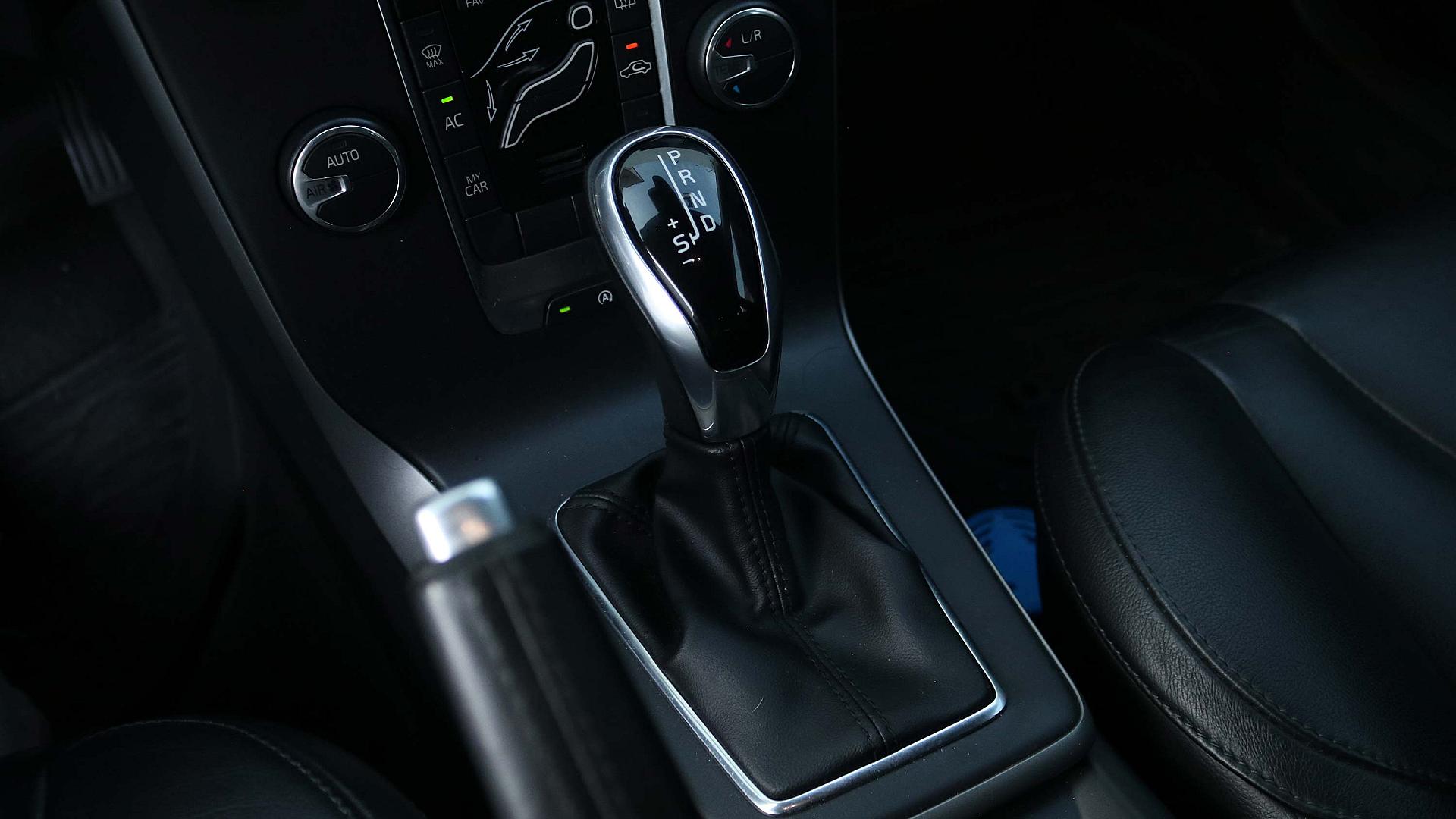 Interior Slide 4