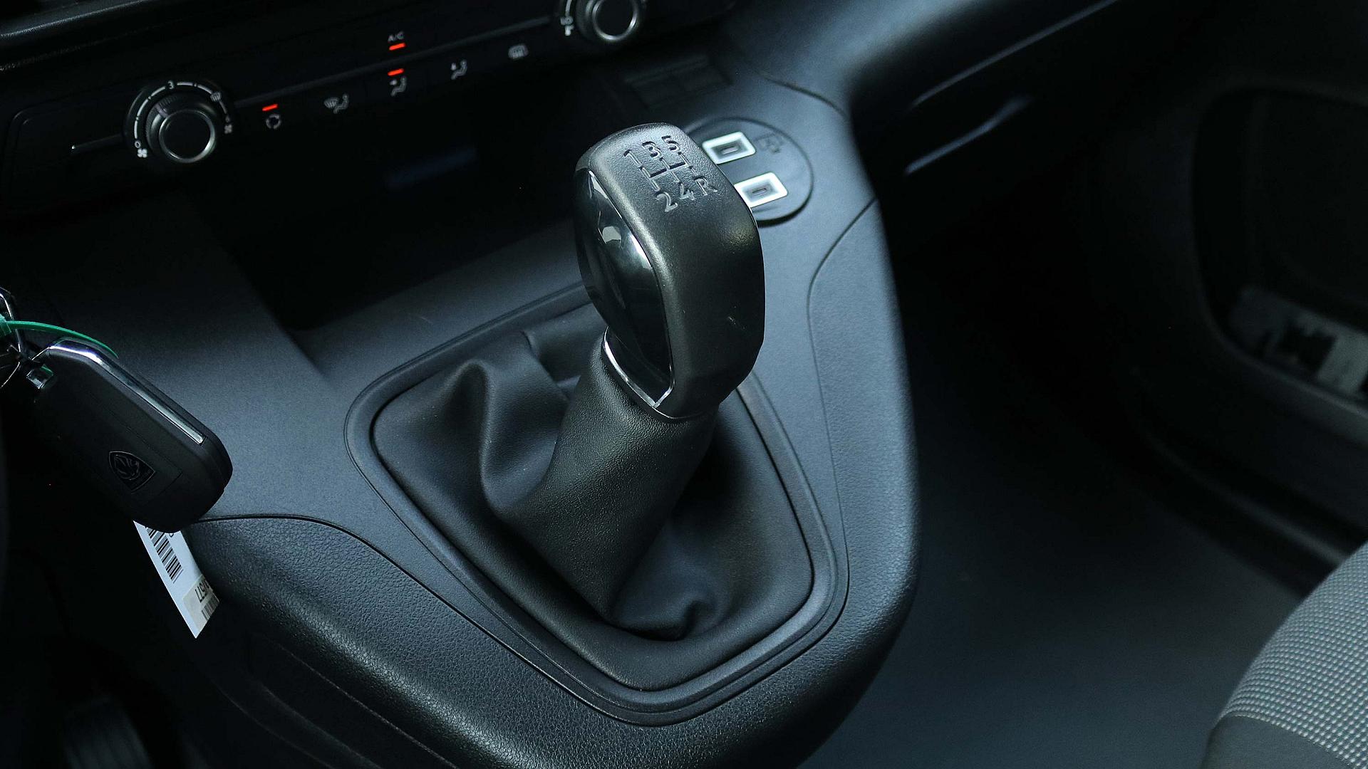 Interior Slide 4
