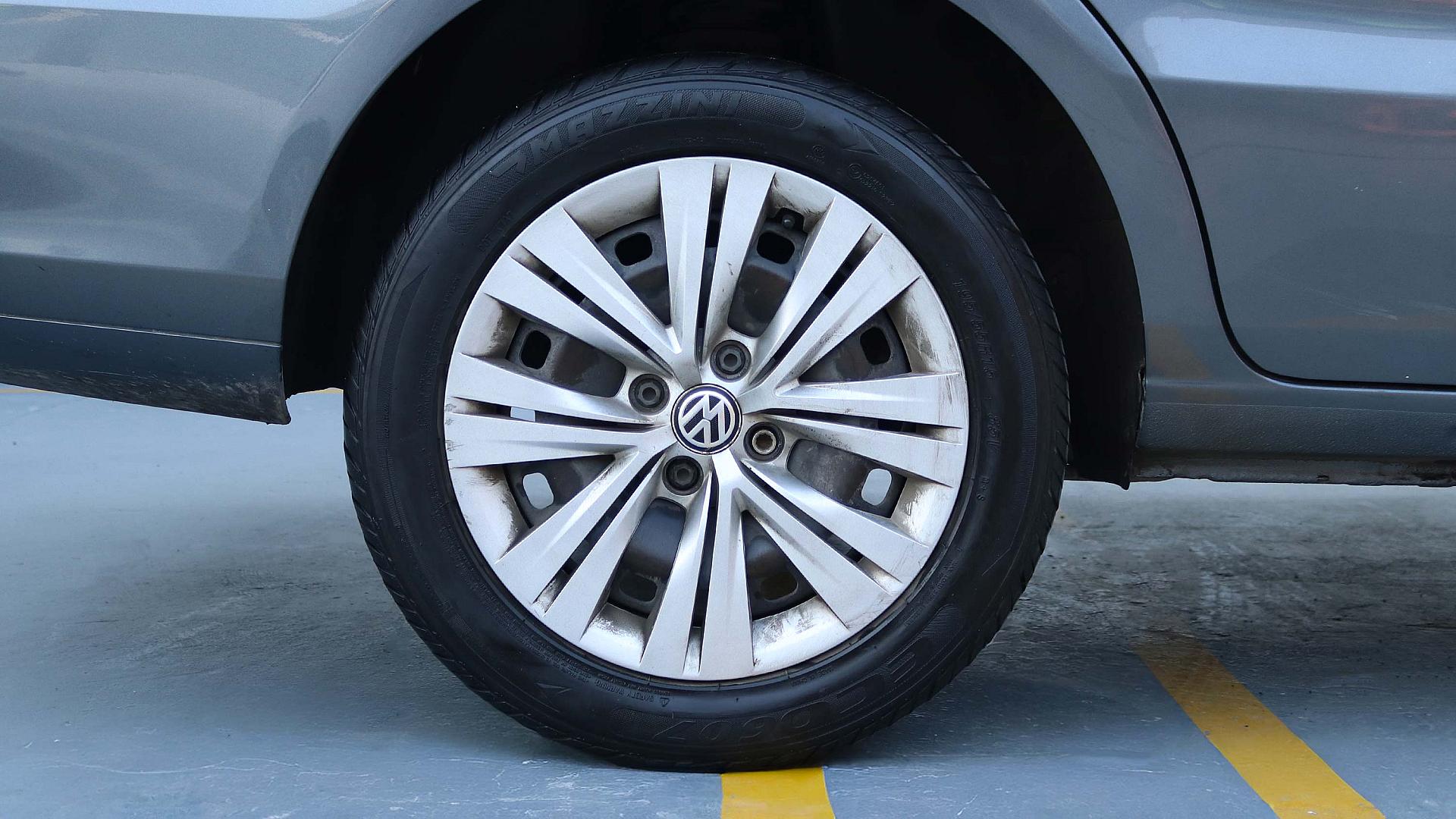 Exterior Slide 8