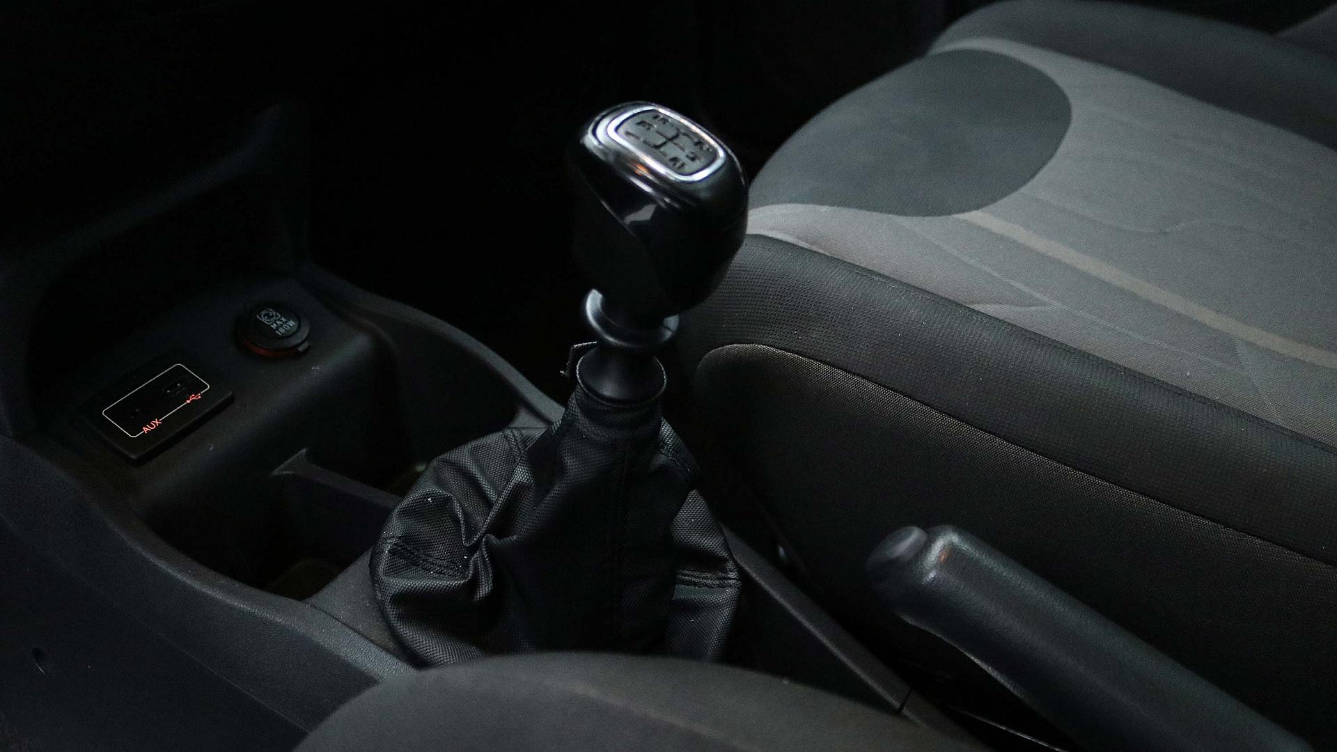 Interior Slide 3