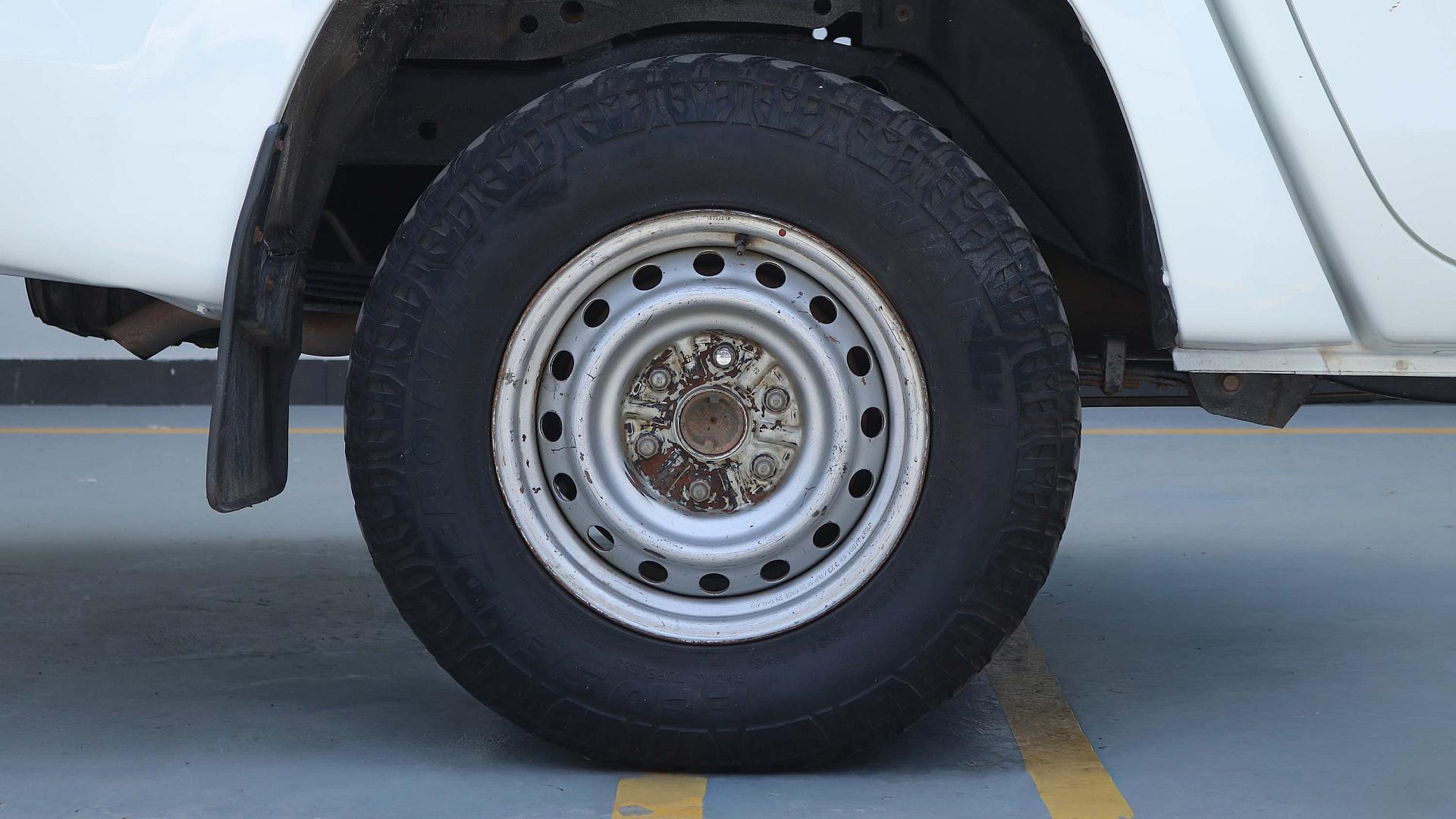 Exterior Slide 8