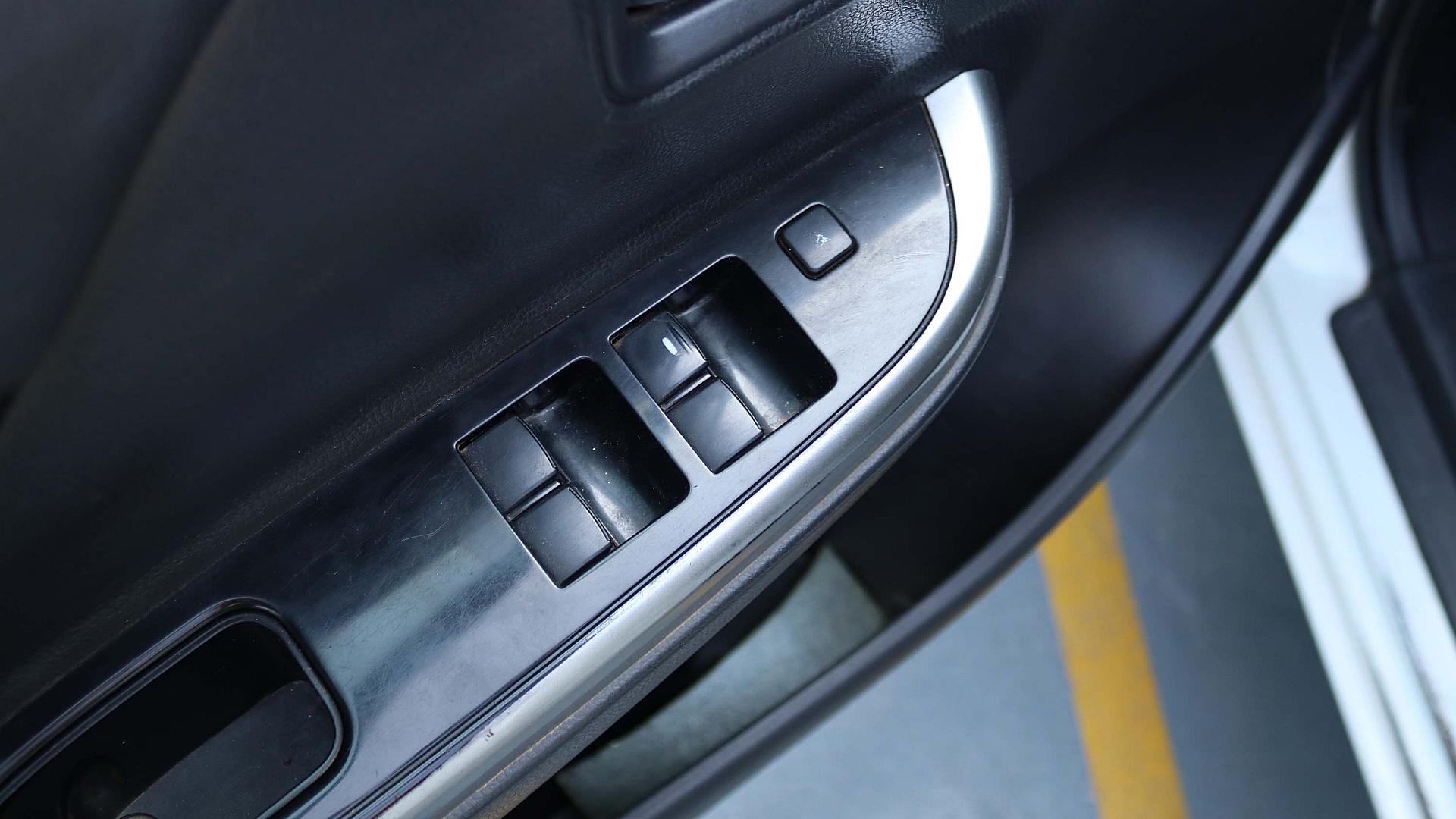 Interior Slide 4