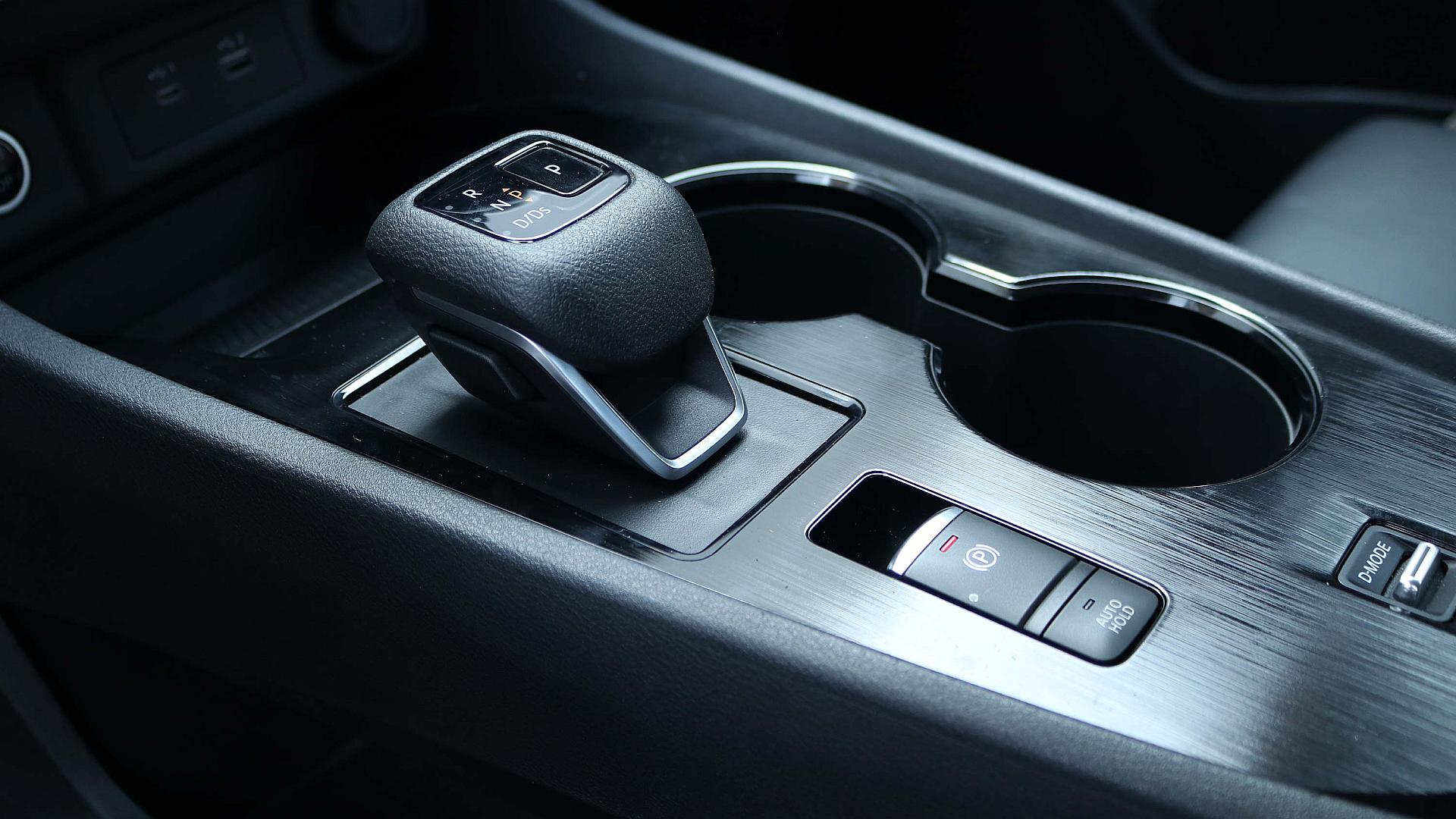 Interior Slide 3