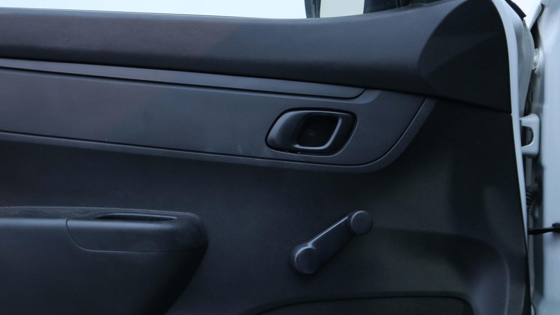 Interior Slide 6