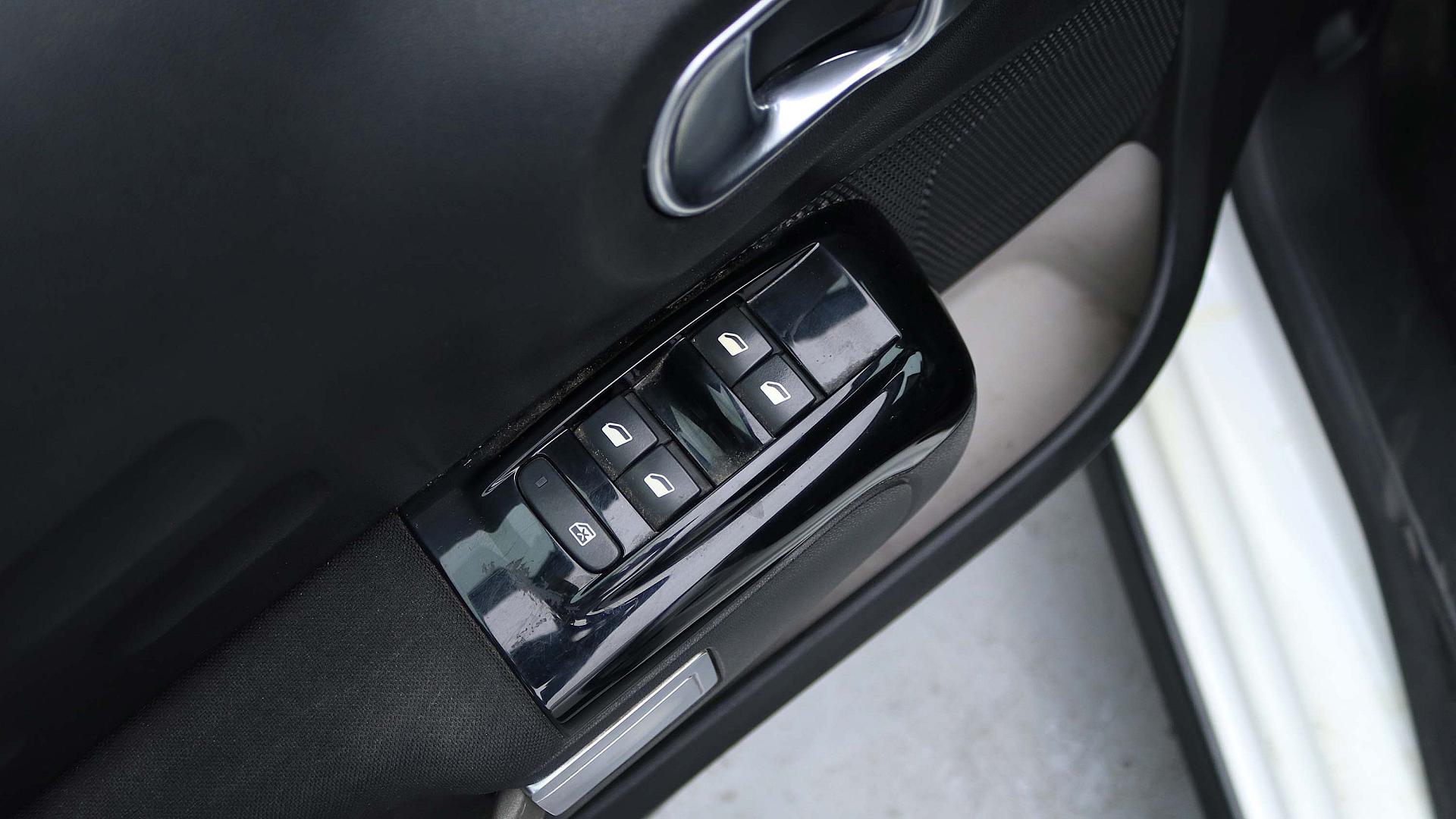 Interior Slide 1
