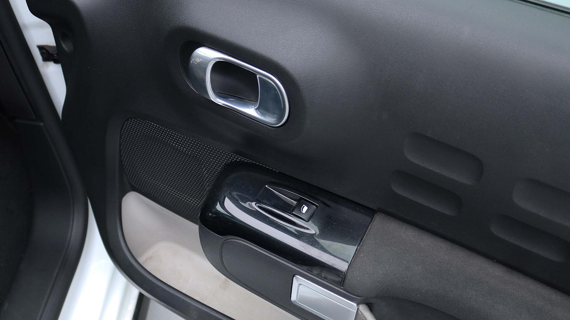 Interior Slide 6