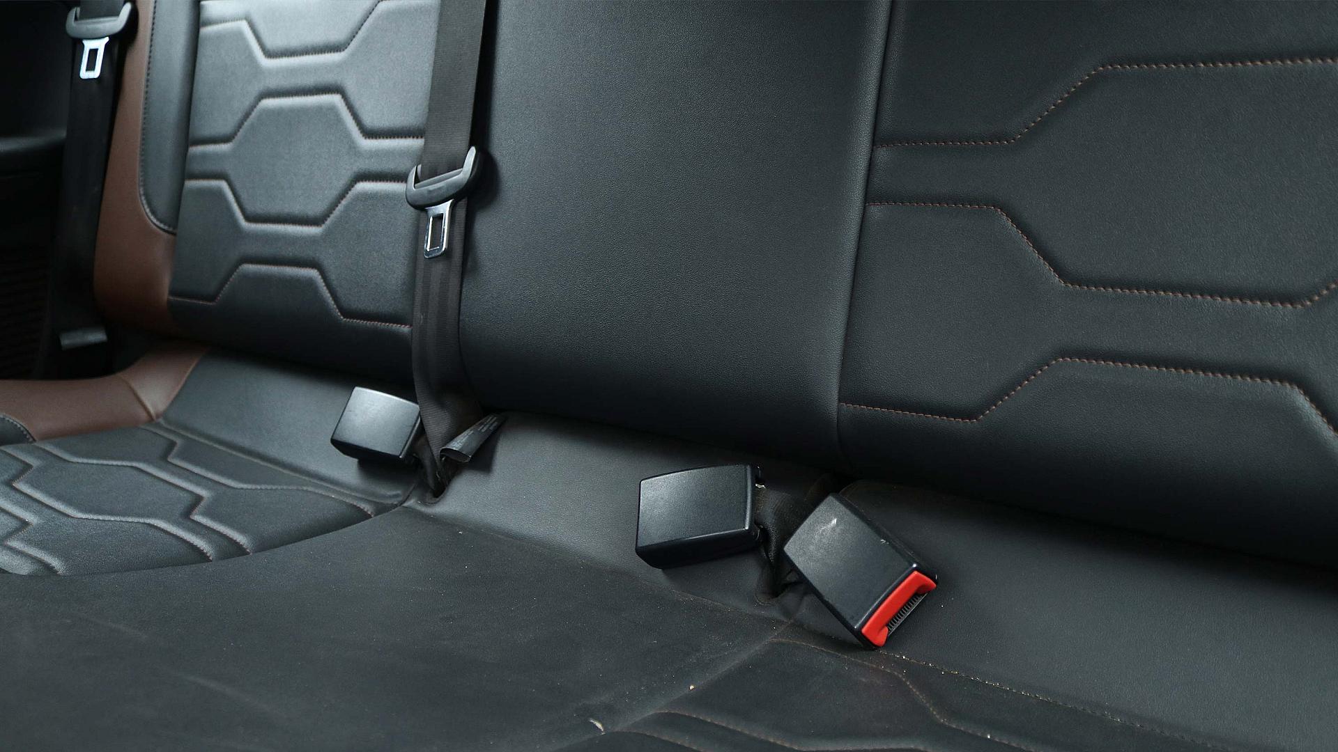 Interior Slide 3