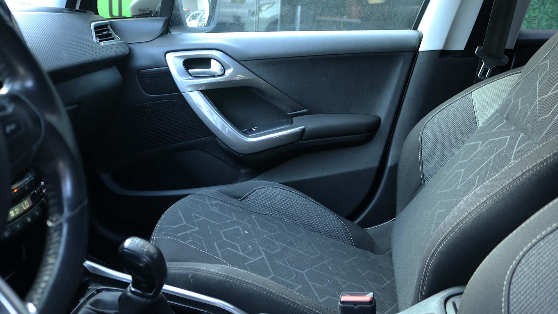 Interior Slide 4