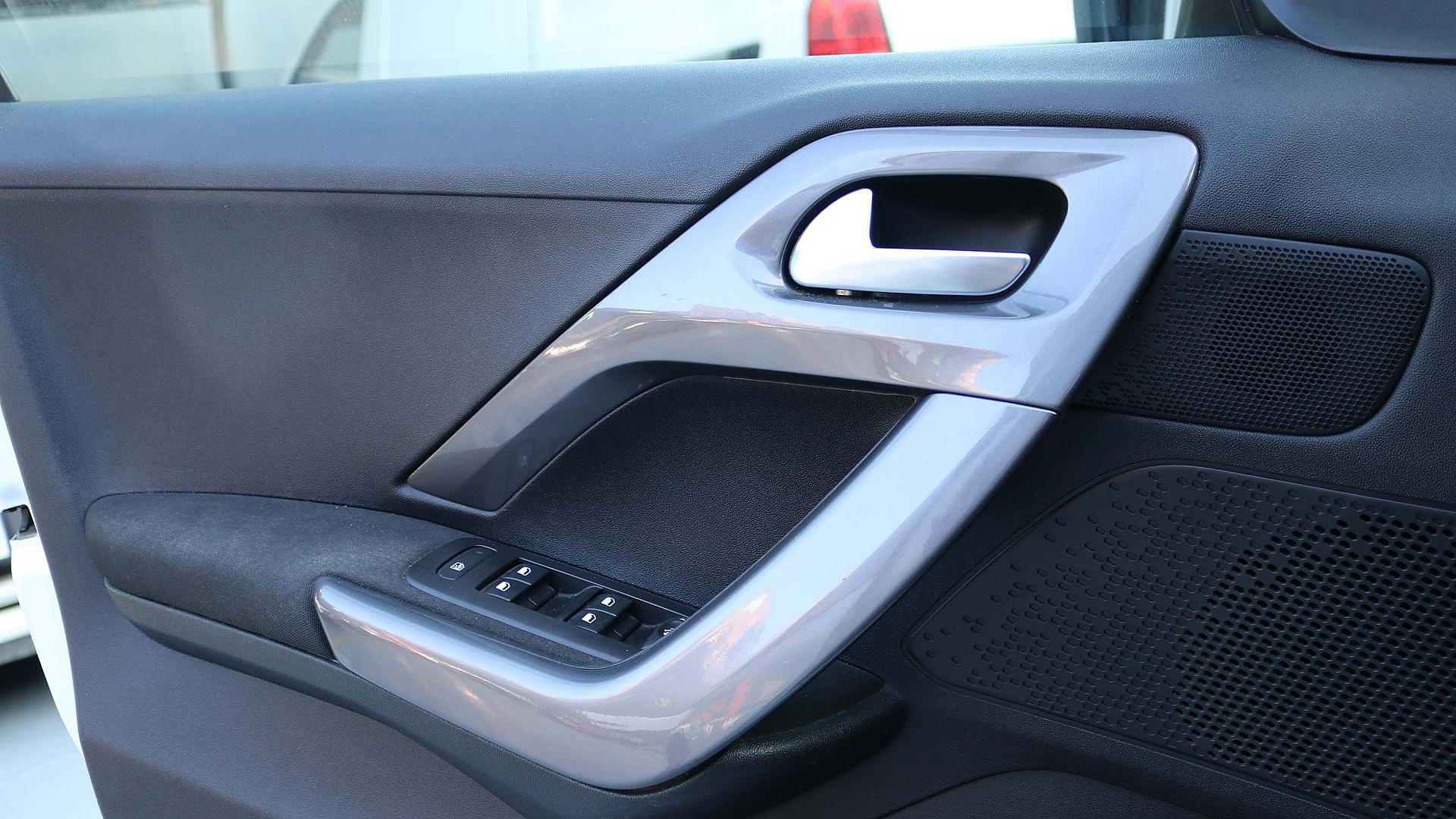 Interior Slide 6