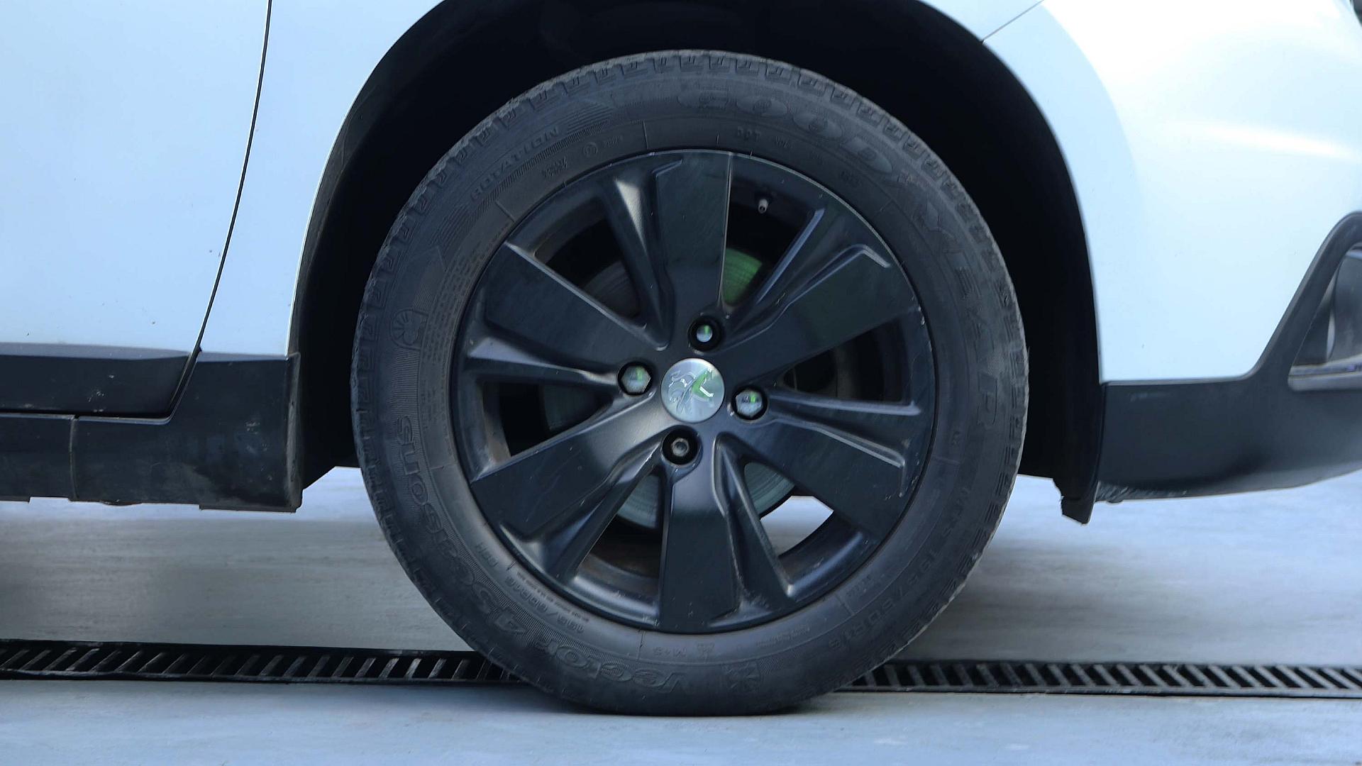 Exterior Slide 7