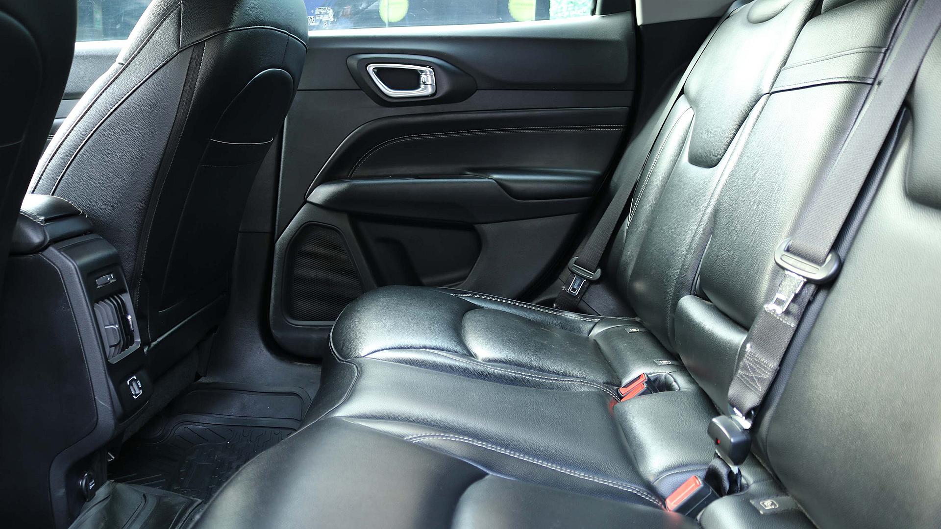 Interior Slide 4