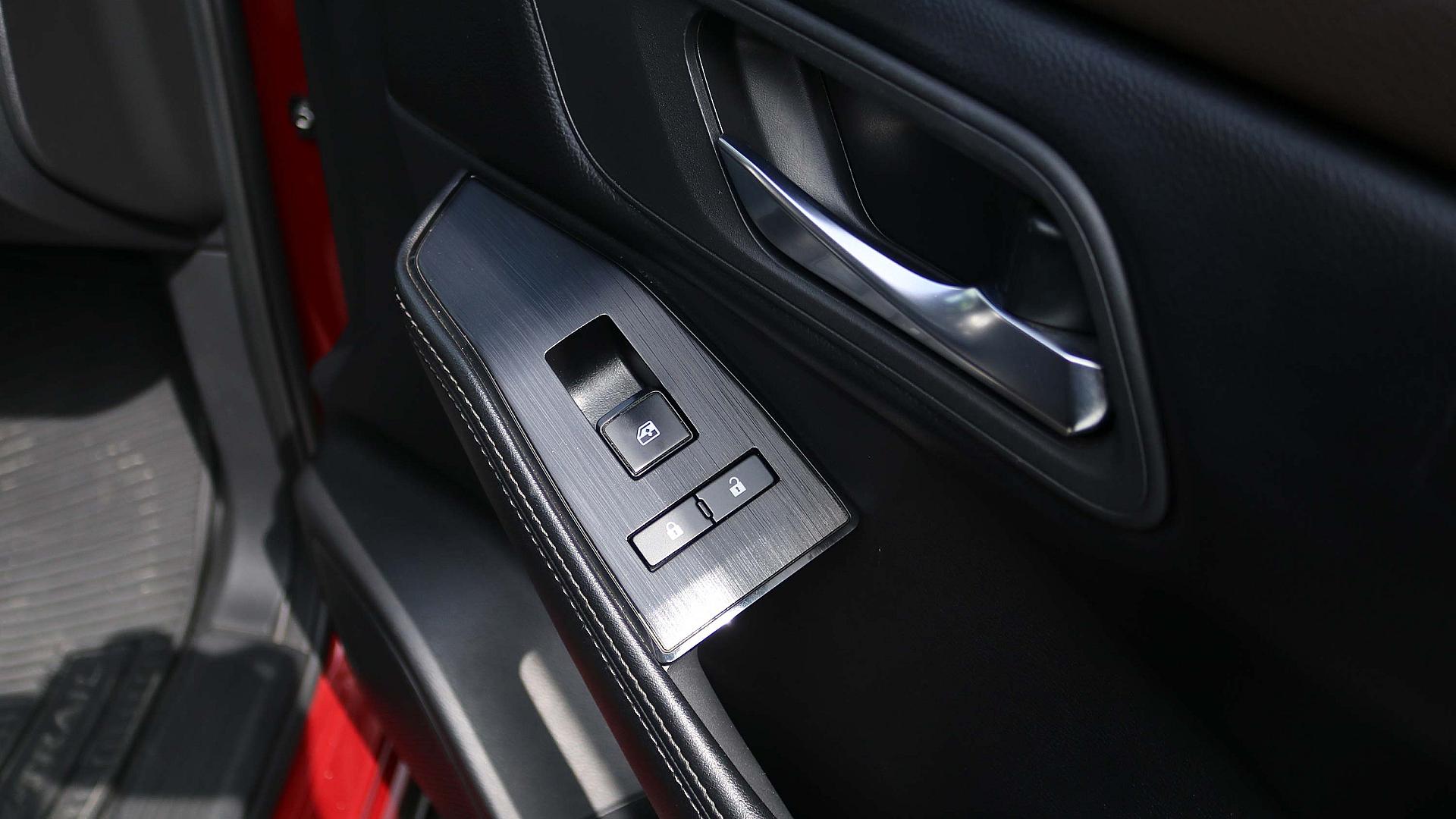 Interior Slide 3