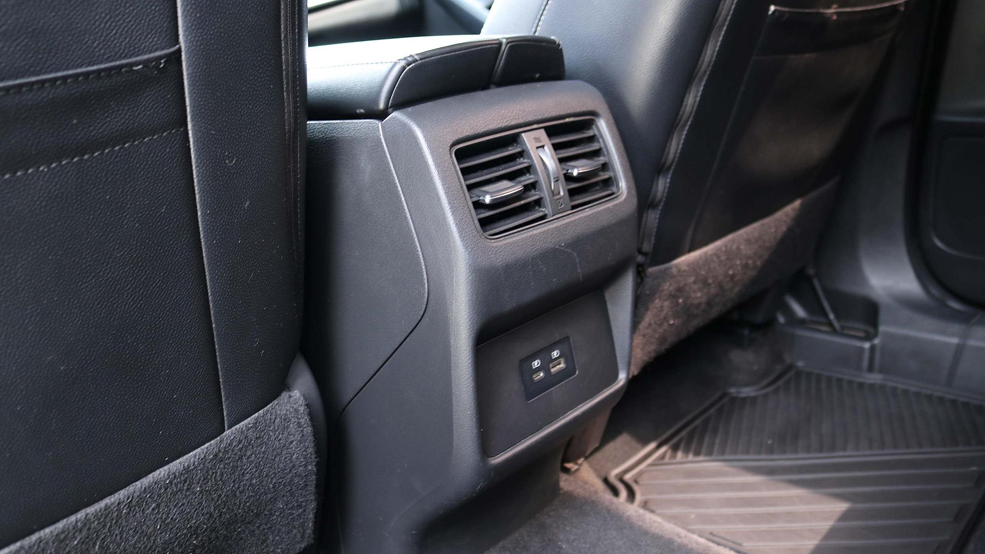 Interior Slide 5