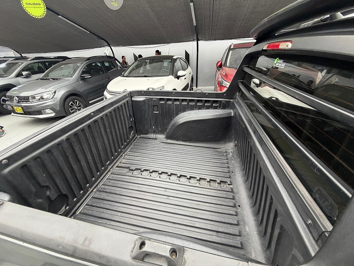 Exterior Slide 4