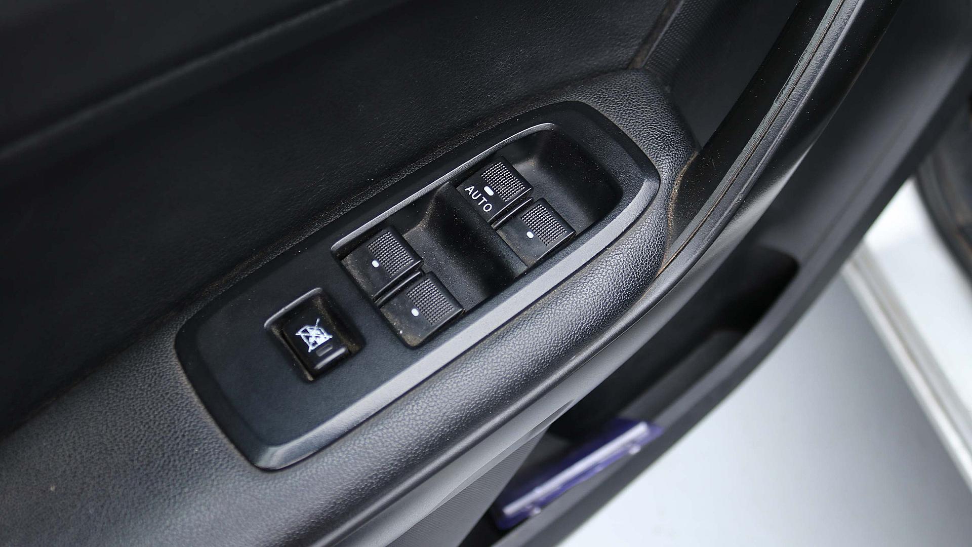 Interior Slide 3