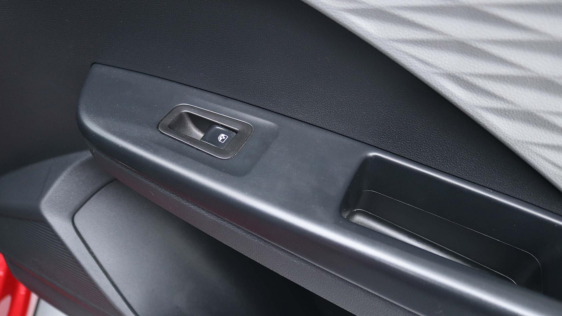 Interior Slide 2