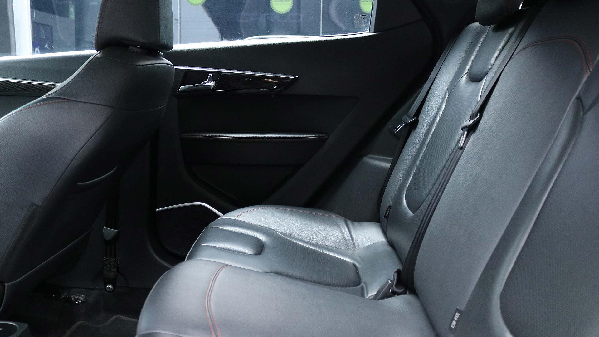 Interior Slide 3