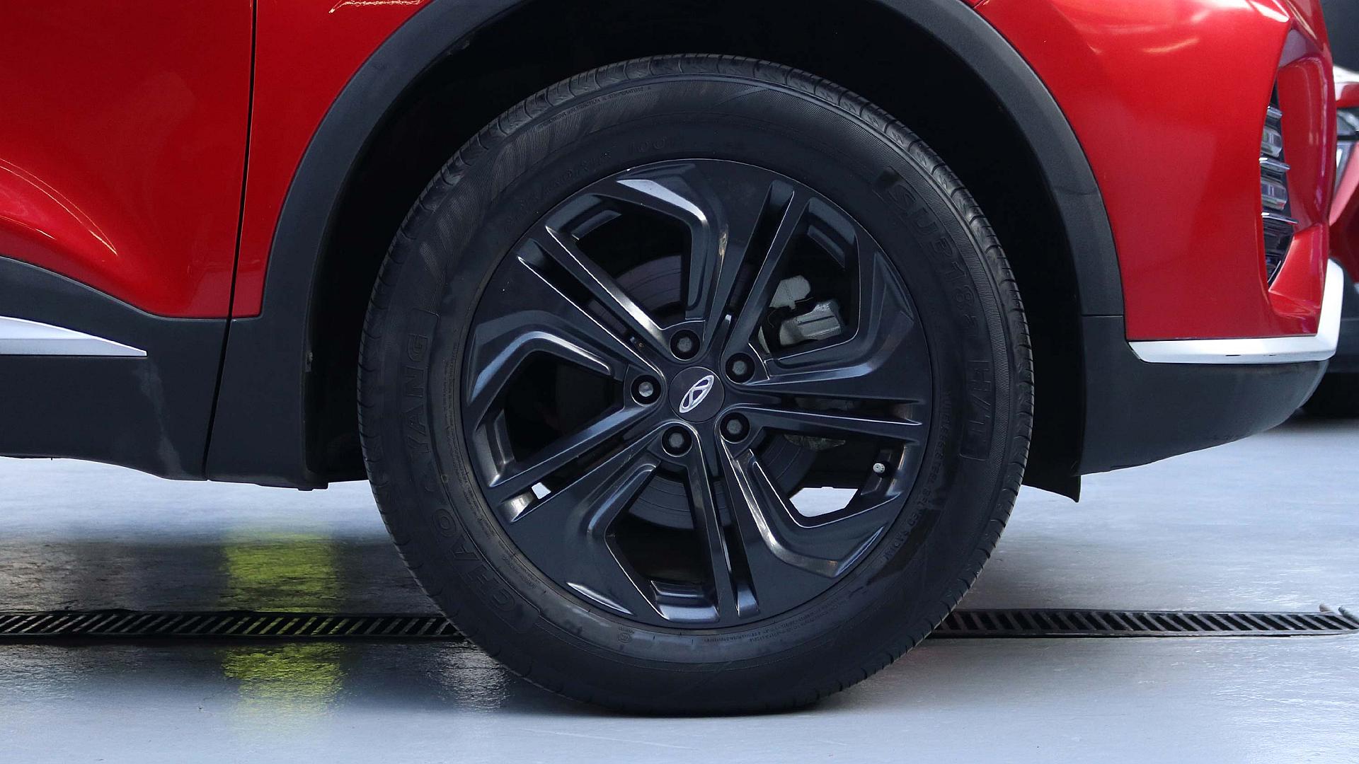 Exterior Slide 8