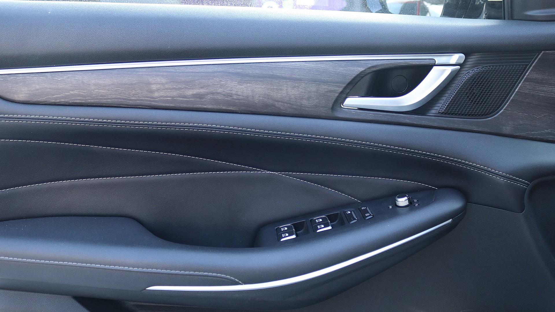 Interior Slide 14
