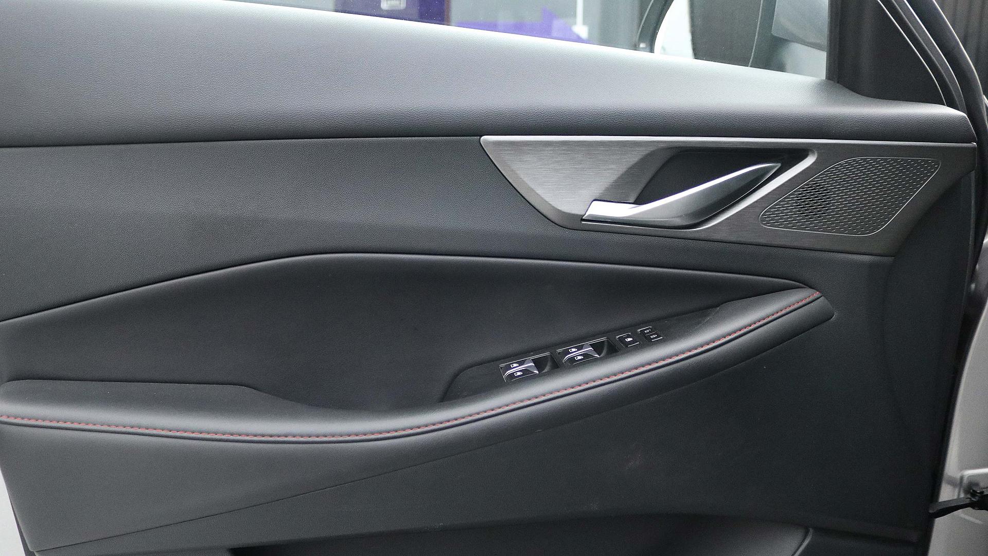 Interior Slide 6