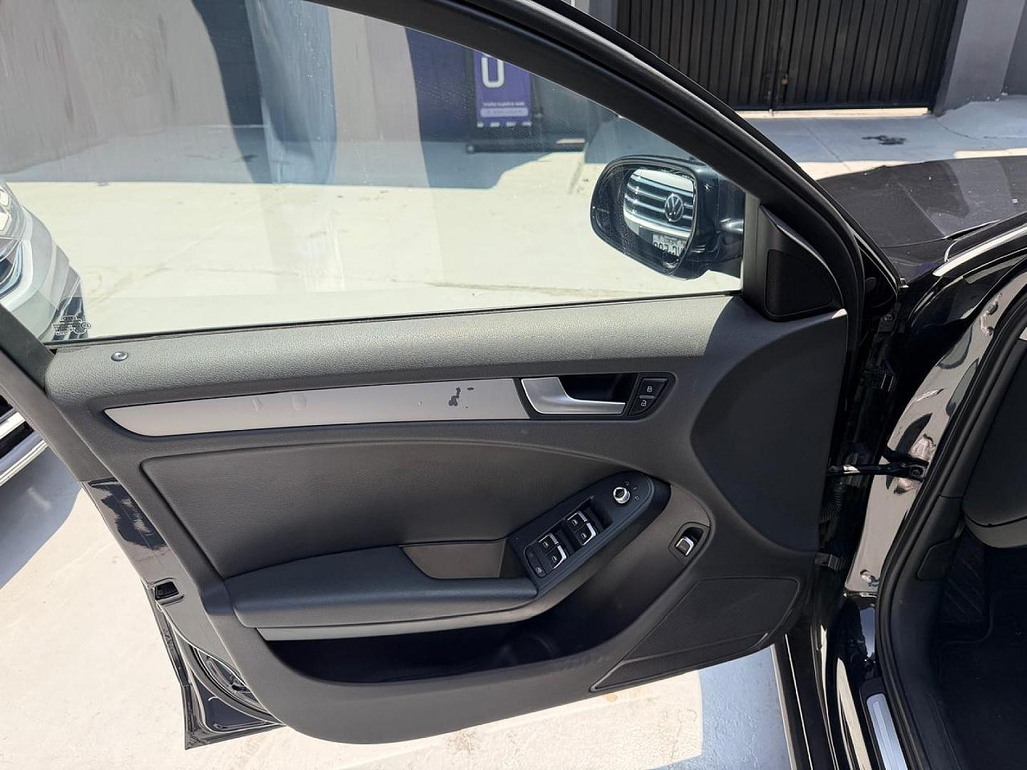 Interior Slide 4