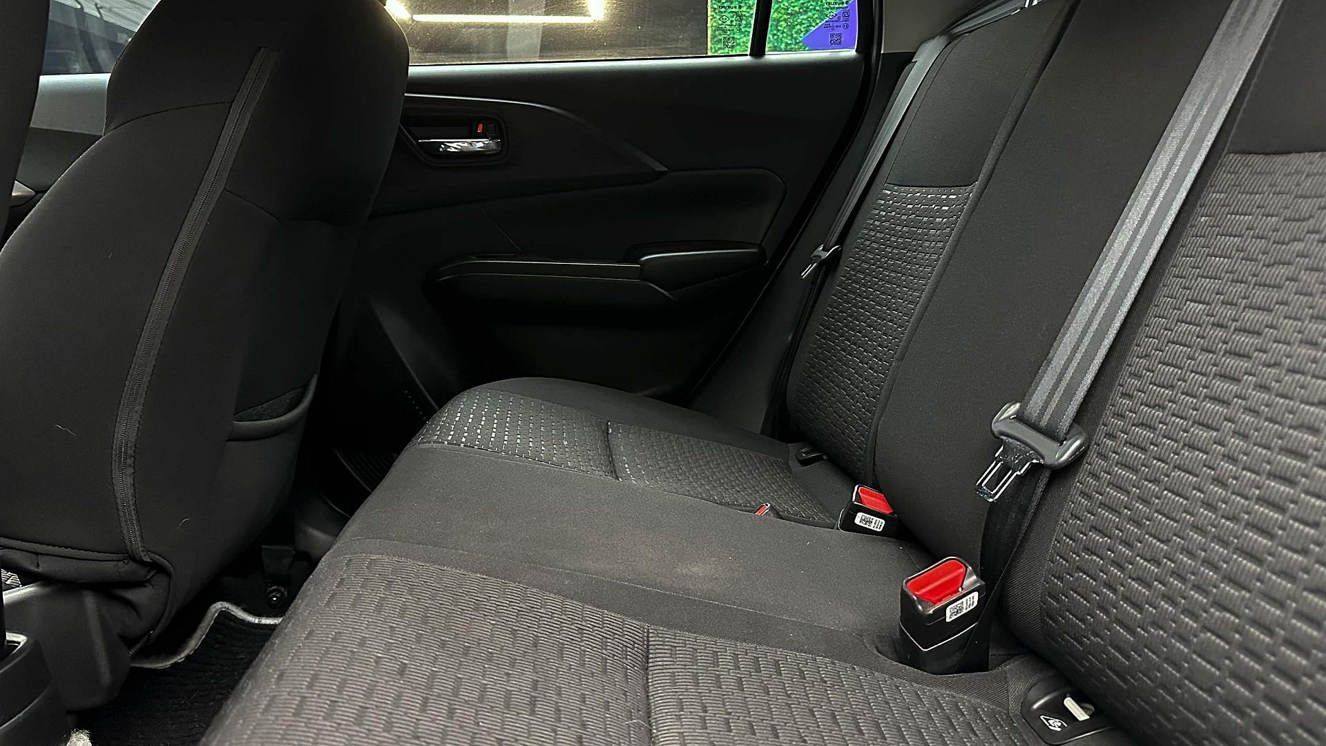 Interior Slide 3