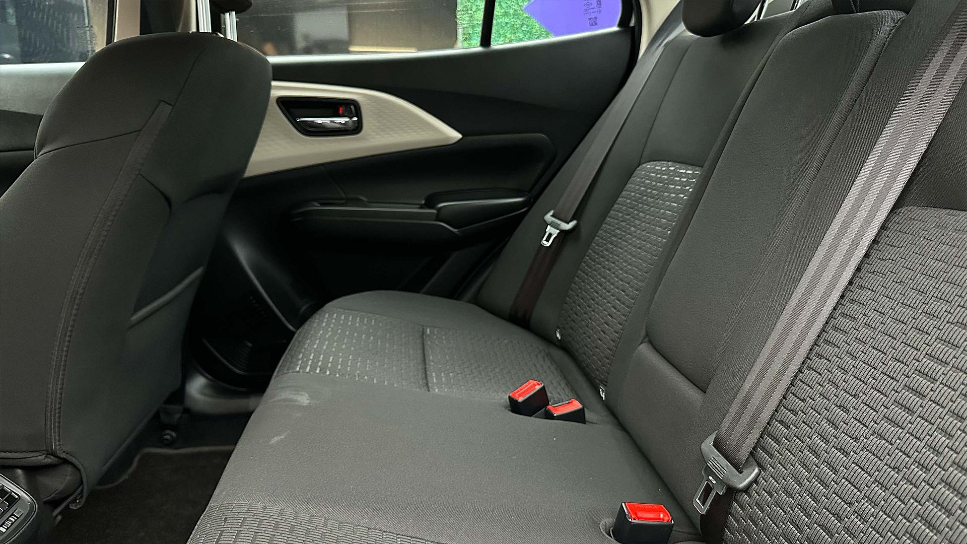 Interior Slide 8