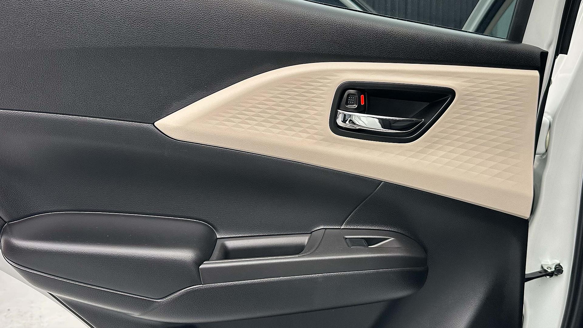 Interior Slide 9