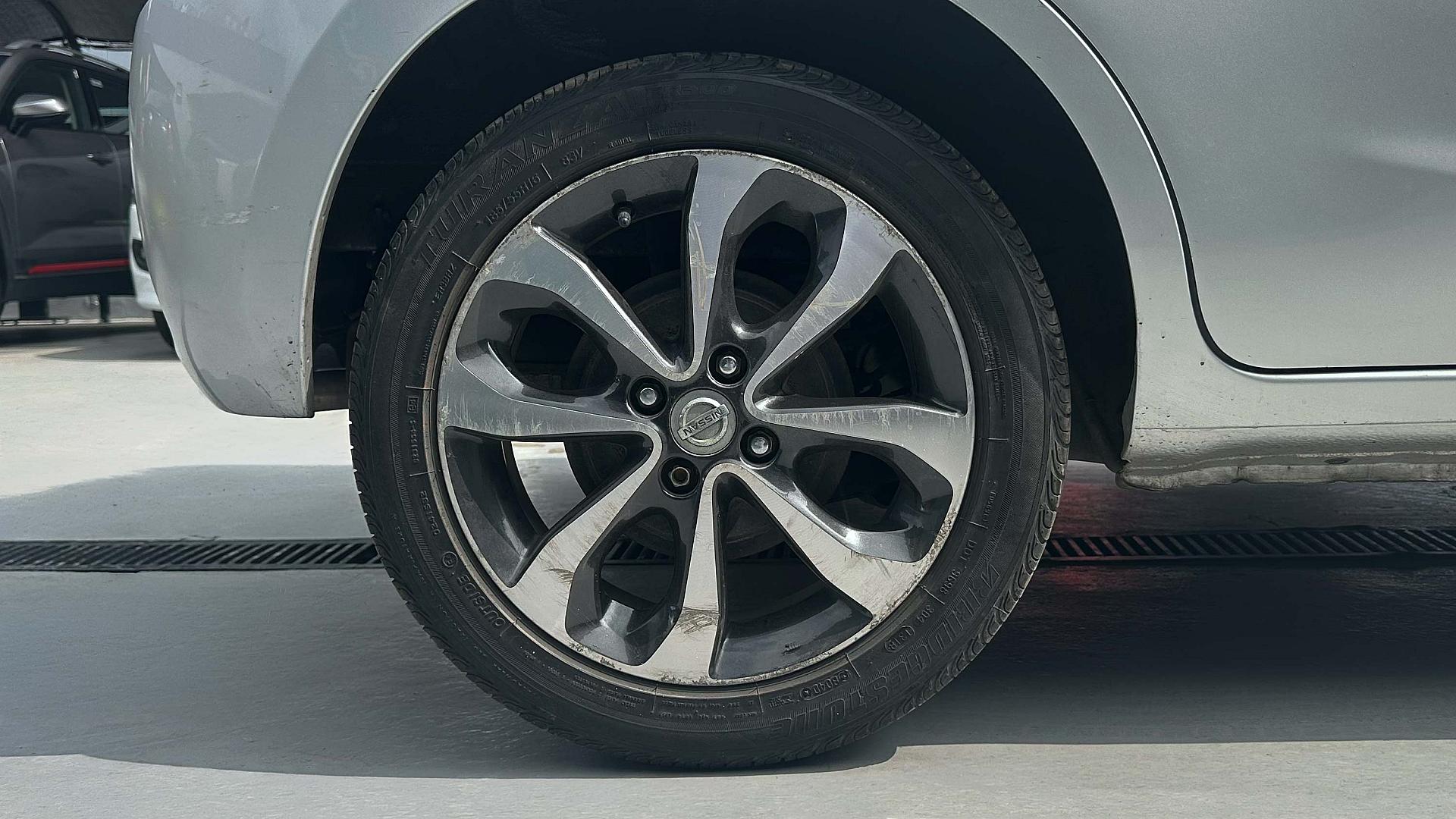 Exterior Slide 8