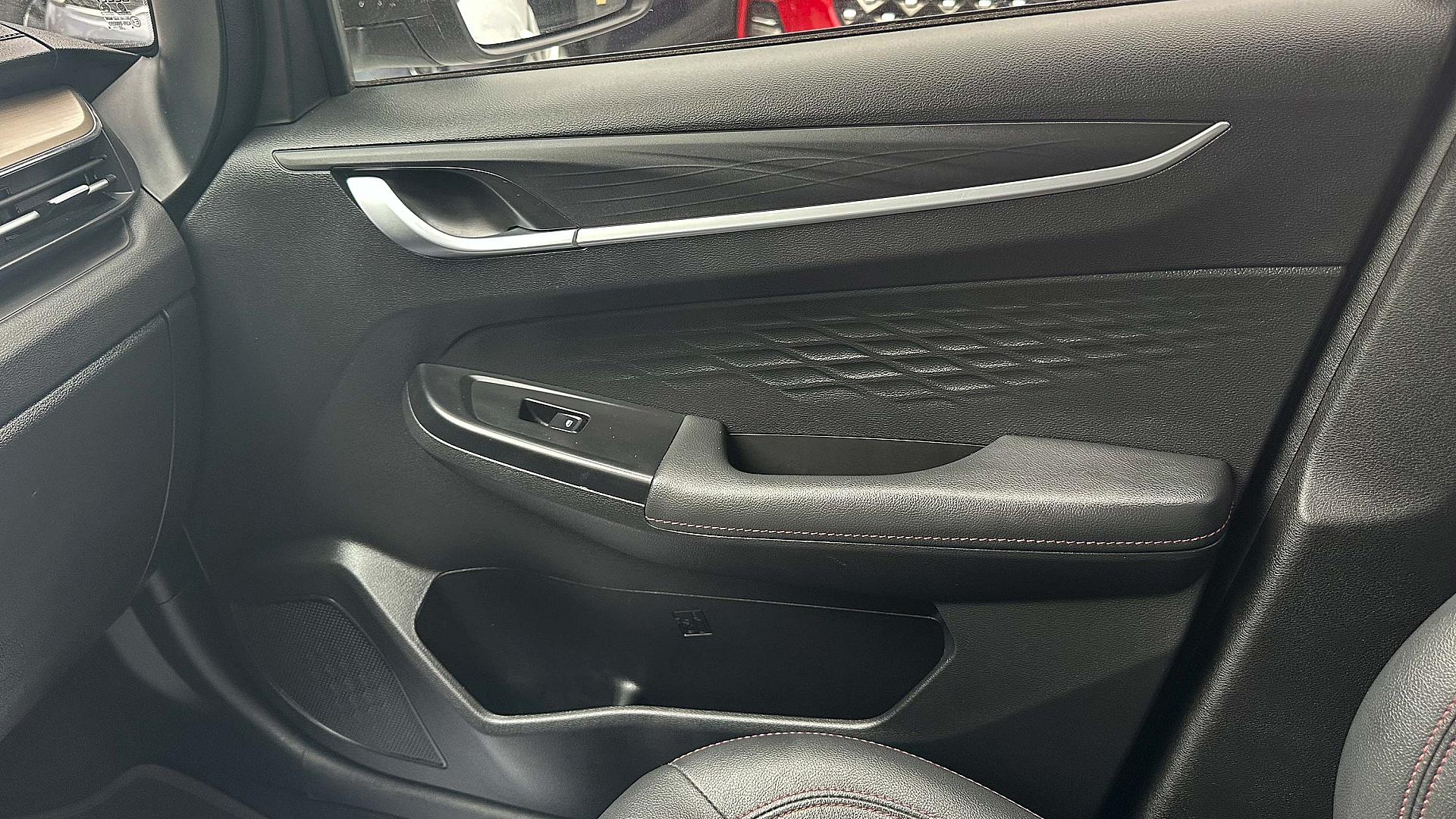 Interior Slide 6