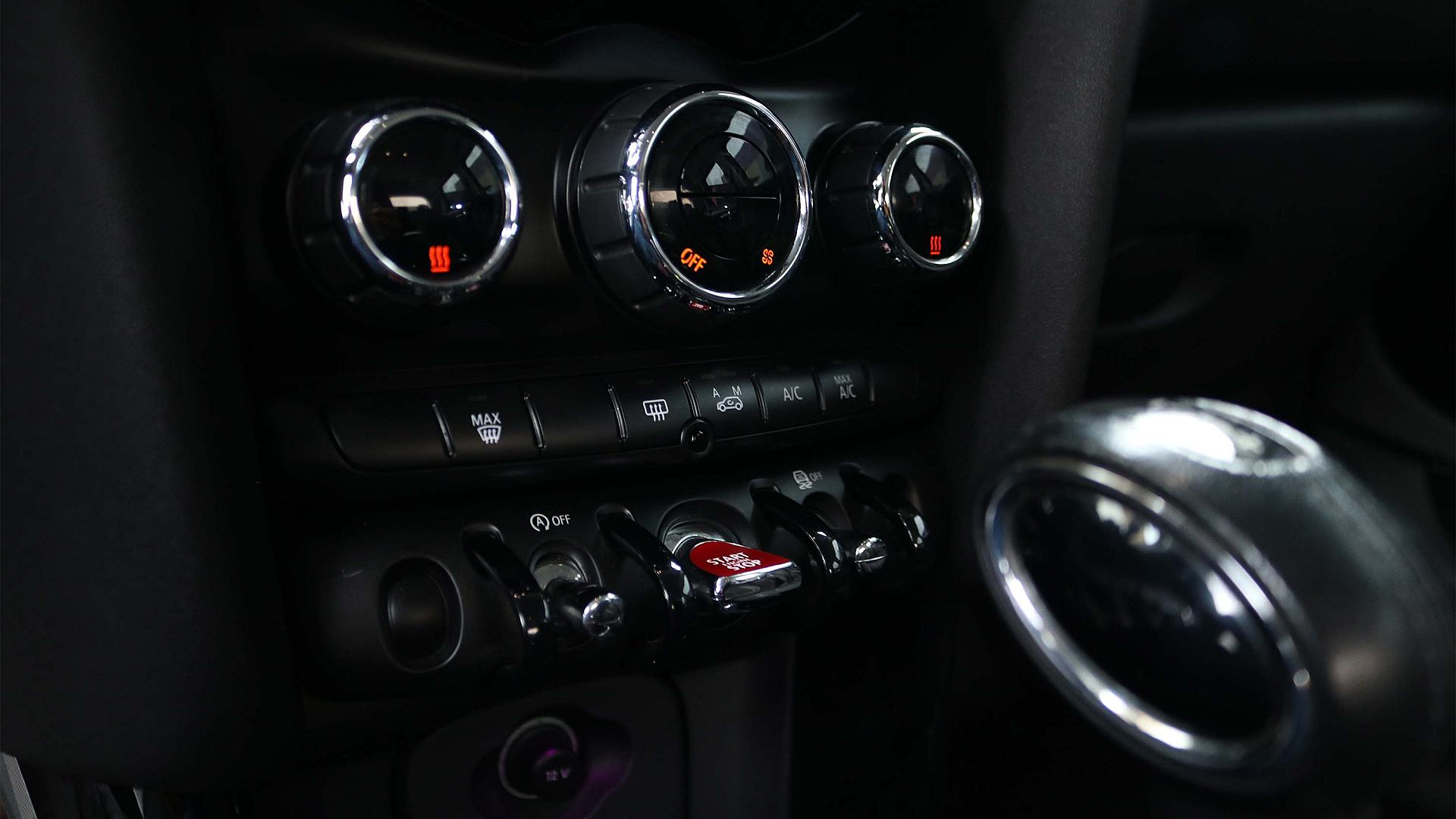 Interior Slide 4