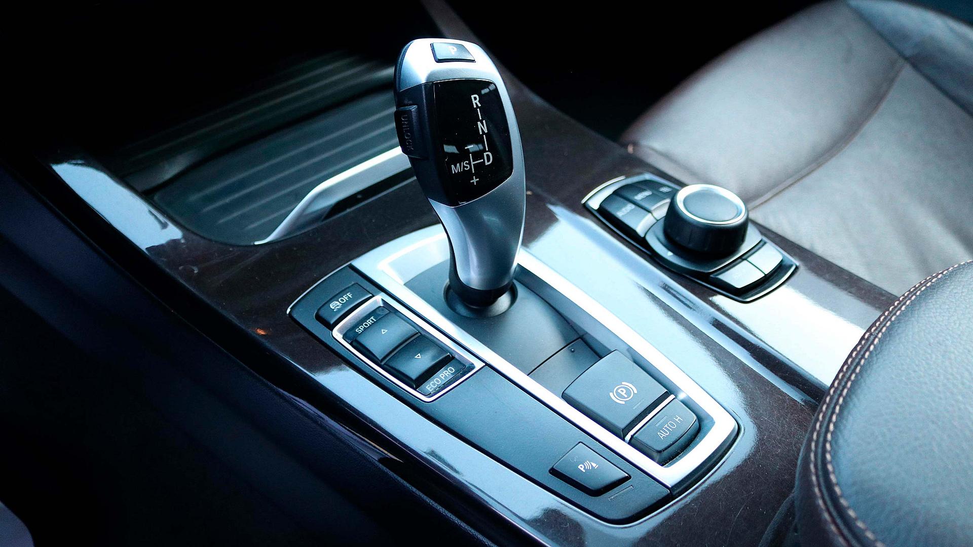 Interior Slide 8